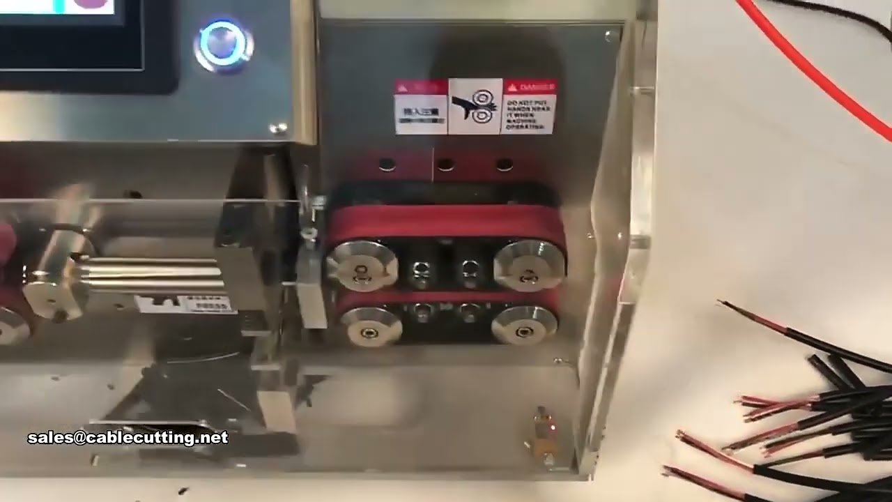 Høyhastighetsmaskin for kutting og stripping av PVC-kappe flerkjerne internettkabel